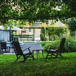 Riedz Innsbruck- Zentrales Apartmenthaus Mit Gruener Oase Lägenhet