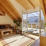 Appartamento Riedz Innsbruck- Zentrales Apartmenthaus Mit Gruener Oase