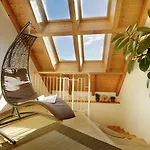 Riedz Innsbruck- Zentrales Apartmenthaus Mit Gruener Oase * Innsbruck