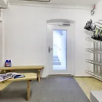 Apartamento Riedz Innsbruck- Zentrales Apartmenthaus Mit Grüner Oase
