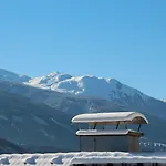 Riedz Innsbruck- Zentrales Apartmenthaus Mit Grüner Oase * Innsbruck