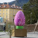 Apartamento Riedz Innsbruck- Zentrales Apartmenthaus Mit Grüner Oase