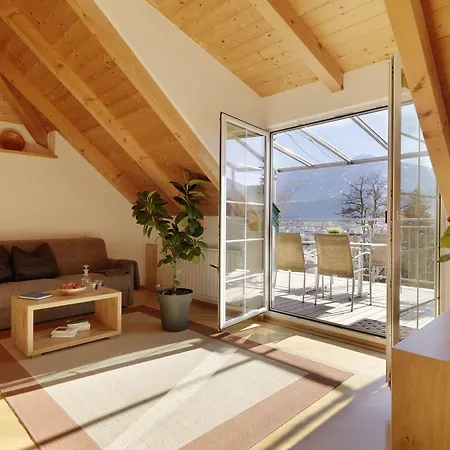 Apartment Riedz Innsbruck- Zentrales Apartmenthaus Mit Gruener Oase