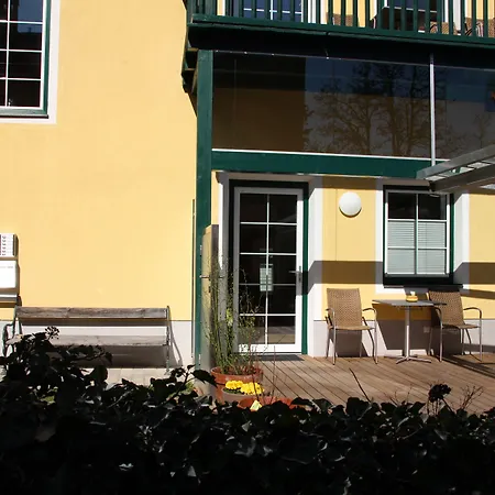 Apartment Riedz Innsbruck- Zentrales Apartmenthaus Mit Gruener Oase