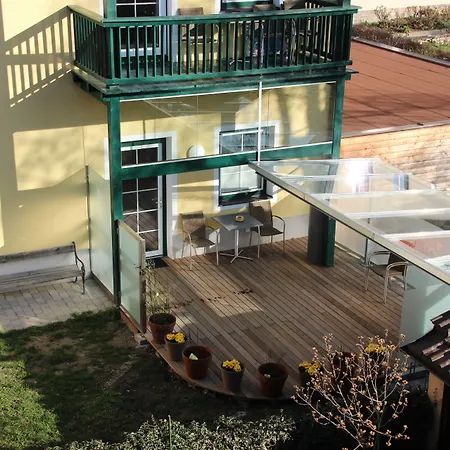 Appartement Riedz Innsbruck- Zentrales Apartmenthaus Mit Gruener Oase *