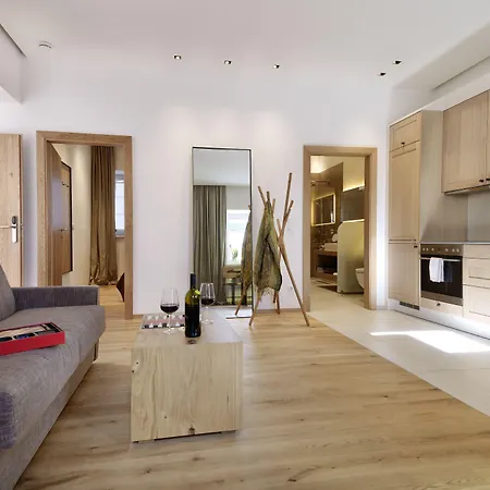 Riedz Innsbruck- Zentrales Apartmenthaus Mit Gruener Oase * Innsbruck