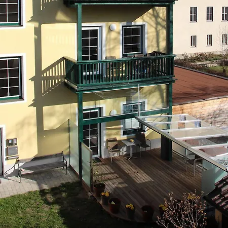 Riedz Innsbruck- Zentrales Apartmenthaus Mit Gruener Oase Lejlighed