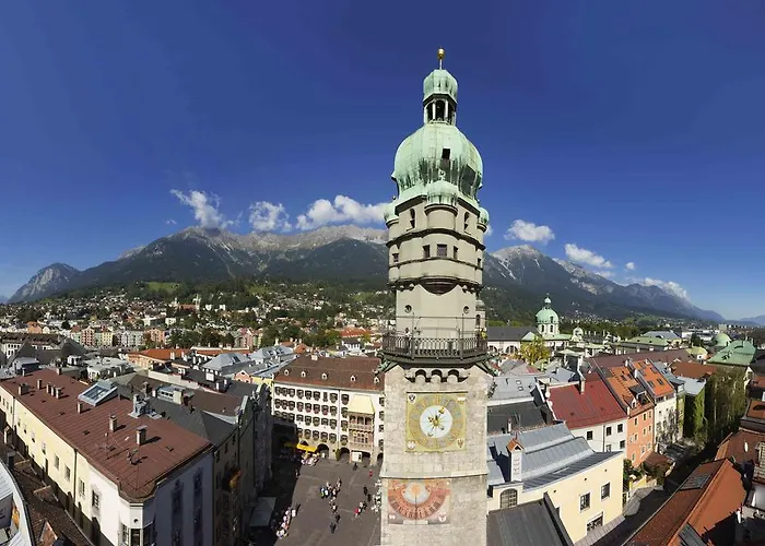 Riedz Innsbruck- Zentrales Apartmenthaus Mit Gruener Oase Апартаменти Інсбрук