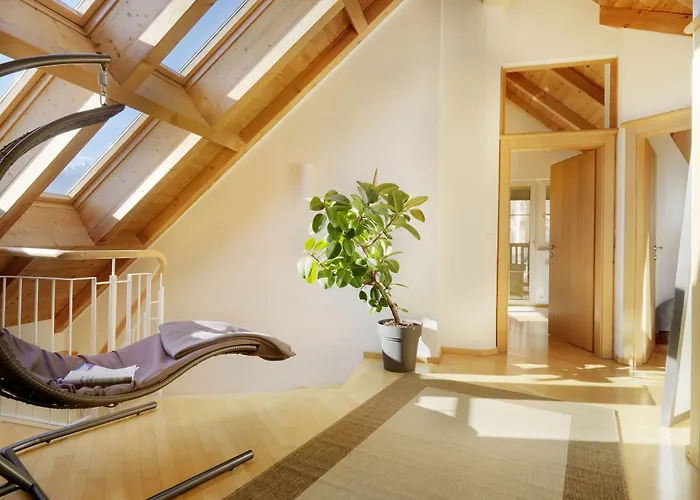 Апартаменти Riedz Innsbruck- Zentrales Apartmenthaus Mit Gruener Oase Інсбрук