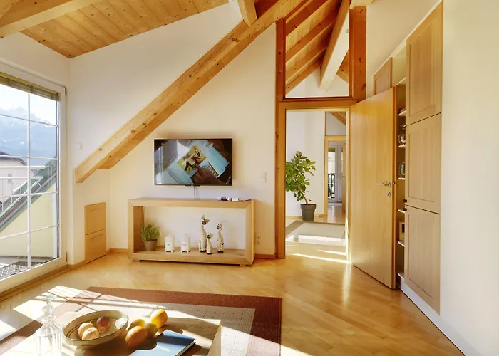 Riedz Innsbruck- Zentrales Apartmenthaus Mit Gruener Oase Apartament Innsbruck