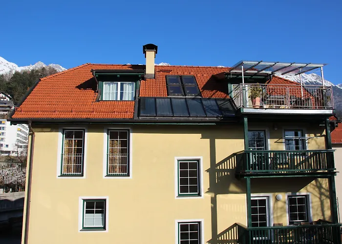 公寓 Riedz Innsbruck- Zentrales Apartmenthaus Mit Gruener Oase *