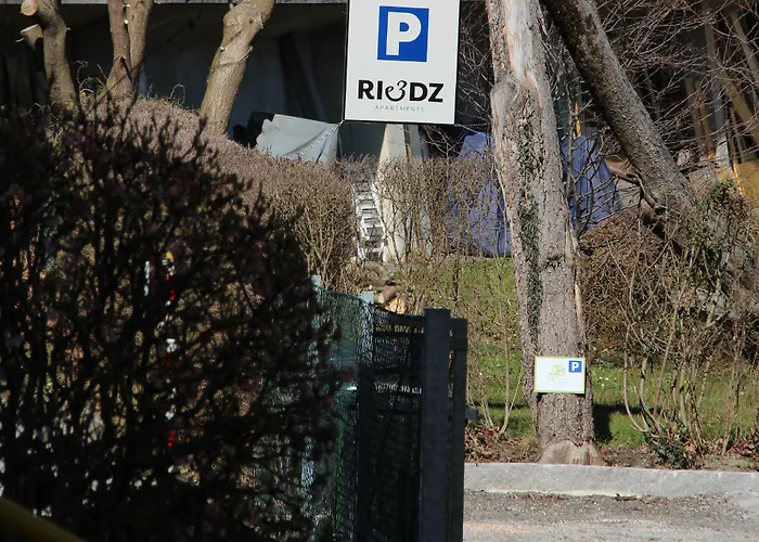 公寓 Riedz Innsbruck- Zentrales Apartmenthaus Mit Gruener Oase