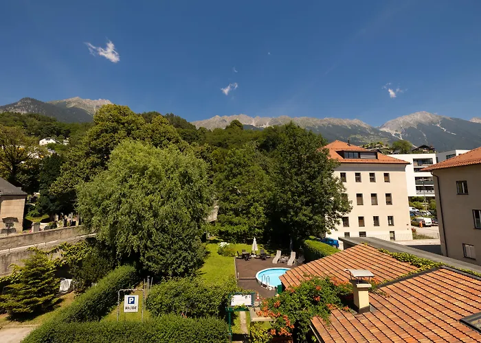 Riedz Innsbruck- Zentrales Apartmenthaus Mit Gruener Oase 公寓 *