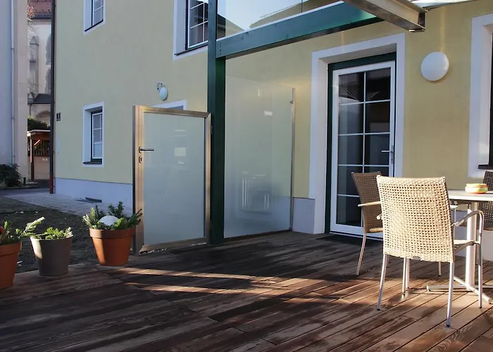 Riedz Innsbruck- Zentrales Apartmenthaus Mit Gruener Oase 因斯布鲁克