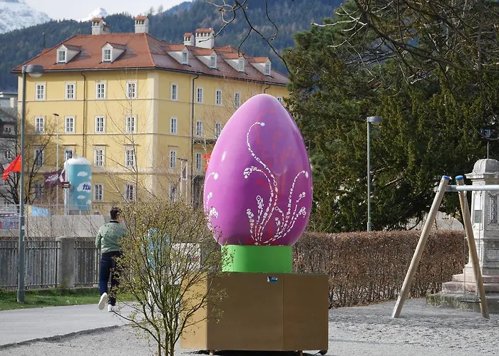 Apartament Riedz Innsbruck- Zentrales Apartmenthaus Mit Gruener Oase