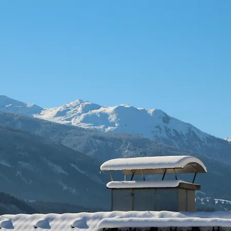 Riedz Innsbruck- Zentrales Apartmenthaus Mit Gruener Oase * インスブルック